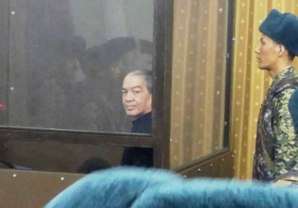 Тохтар Тулешов в суде. Фото из архива Tengrinews.kz
