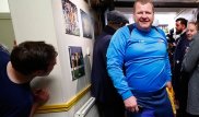 В Англии предъявили обвинения съевшему пирог во время матча вратарю