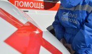 Внедорожник без водителя насмерть задавил женщину на пляже в России
