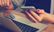 У пользователей Apple воруют данные банковских карт с помощью альбома Рианны