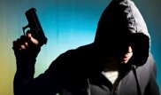 Пятеро ворвались в дом бизнесвумен: Грозились отрезать пальцы и пугали утюгом