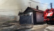 Складские помещения горят в Алматы