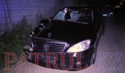 Шокирующее ДТП на Аль-Фараби в Алматы: водитель элитного Mercedes попал в больницу