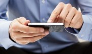 Пассажирка самолета разоблачила педофила, прочитав SMS-переписку соседа
