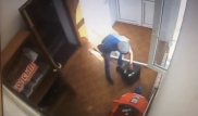 Кража пожертвований в мечети Жамбылской области попала на видео