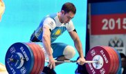 Тяжелоатлет Уланов принес Казахстану третье "золото" Универсиады