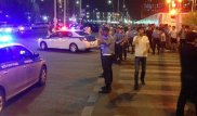 В Астане перекрыты несколько улиц: На месте бойцы ОМОНа и толпы людей