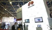 Huawei презентовала сверхмощного безрамочного "убийцу" iPhone 8