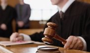 Мужчину наказали за появление в суде в пьяном виде