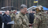 Охранники избили журналистов за съемку ужина Порошенко в ресторане