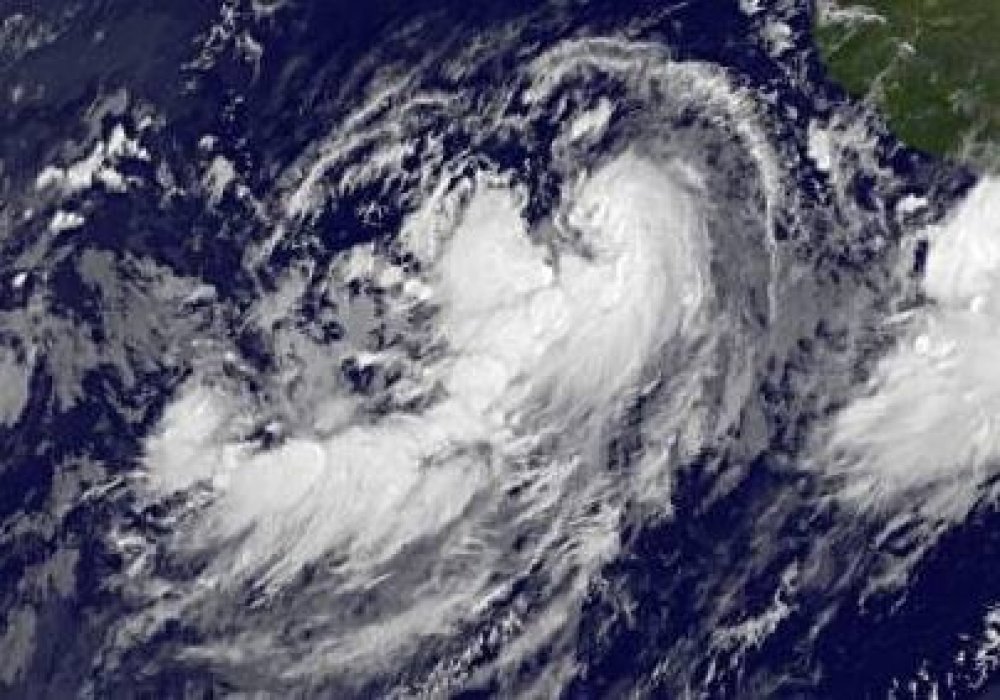 Facebook.com/NOAA NWS National Hurricane Center