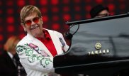 Элтон Джон рассказал, как пытался полюбить женщину