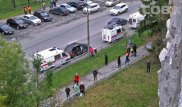 Пожар в Екатеринбурге: Женщина передала ребенка на нижний балкон, а сама сорвалась
