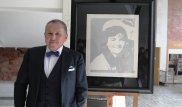 Нурлан Смагулов подарил музею Кастеева картину Энди Уорхола