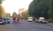 Житель ЗКО порезал друга на дороге: В полиции рассказали подробности