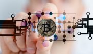 Обращение криптовалют и майнинг возьмут под контроль - министр финансов РФ