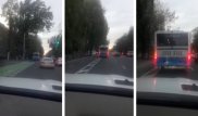 Автобус в Алматы ездил по велополосе