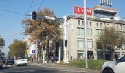 Желтоксан или Жибек Жолы? Дорожный указатель возле ЦУМа вызвал недоумение у алматинцев