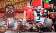 Мировой рекорд: россиянин поднял штангу с невероятным весом в 440 килограммов