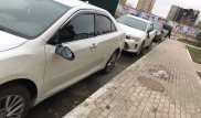 Повредивший несколько припаркованных авто житель Астаны задержан