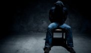 Жители ЮКО взяли иностранца в заложники и требовали за него выкуп