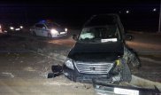 Lexus выехал на "встречку" и врезался в Golf в Алматы: есть пострадавшие