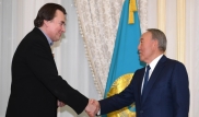 Нурсултан Назарбаев наградил Константина Эрнста