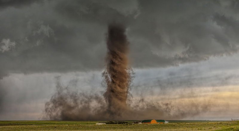 Грязь. Автор - Джеймс Смарт. Симла, штат Колорадо, США. © Siena International Photography Awards