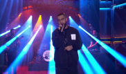 Казахстанский исполнитель Jah Khalib снова выступил в "Вечернем Урганте"