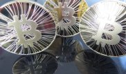 Цена Bitcoin приблизилась к отметке 8 тысяч долларов