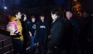 Байбек поздно ночью проверил реконструкцию дворов "ниже Ташкентской"