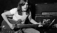 Скончался один из основателей AC/DC