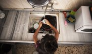 Ученые рассказали, как мытье посуды влияет на здоровье