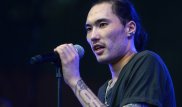 "Ненавижу таких имбецилок". Скриптонит снова обматерил фанатку на концерте