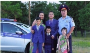 Родители удочеренной полицейским девочки с ДЦП забрали ее обратно