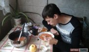 Журналист попытался выжить на прожиточный минимум, установленный в Казахстане