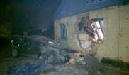 Автомобиль влетел в частный дом в Астане