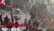Тигр вырвался из клетки и набросился на людей в Китае