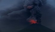 Извержение вулкана на острове Бали: фото и видео редкого зрелища