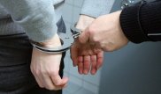 В Алматы мошенник продавал арендованные квартиры