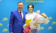 Ряды партии "Нұр Отан" пополнили Торегали Тореали и Ерке Есмахан