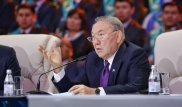 Назарбаев компаниям: Возвращайте деньги и держите их в Казахстане