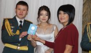 "Поженились там, где познакомились": Особенную офицерскую свадьбу сыграли в ВКО