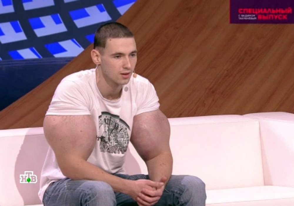 Кирилл Терешин в студии программы "Специальный выпуск" на НТВ