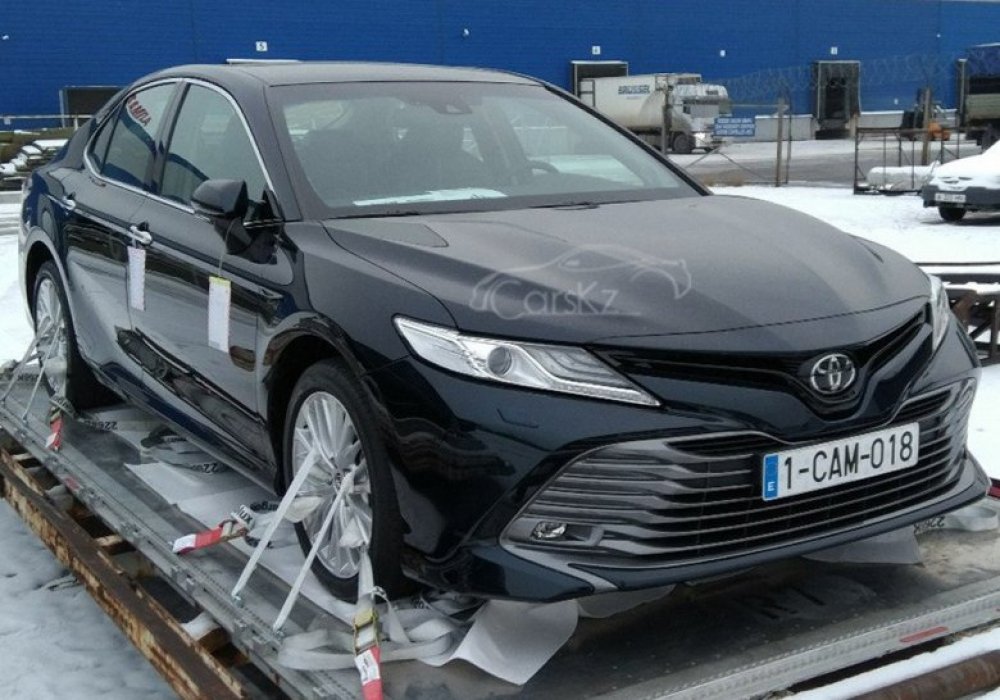 Toyota Camry 70-ку впервые привезли в Алматы