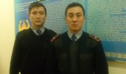 Полицейские ворвались в горящую квартиру и вынесли пенсионерку в Алматы