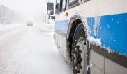 Автобусы с хоккеистами застряли из-за гололеда на трассе в Павлодарской области