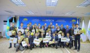 Лучших молодых ученых наградили в партии "Нұр Отан"