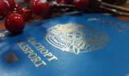 Ажиотаж в ЦОНах - алматинцы торопятся получить паспорта до их подорожания