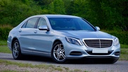 За покупку Mercedes-Benz S500 и внедорожников Toyota наказали должностных лиц - Султанов